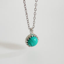 925 Silver Round Geometric Turquoise  Shaped Pendant Necklace