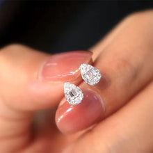 Solid 18K White Gold Earring AU750 Women Stud Earrings Certified Natural Diamond Earring Fashion Water Drop Shape Design