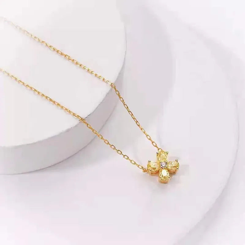 18K-Gold Yellow Diamond Lady&#39;s Four Leaf Pendant Gold Necklace Fashion Style Fine Jewelry