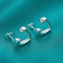 Love Heart Stud Earring 925 Sterling Silver Wedding Engagement Woman Fashion Party Charm Jewelry