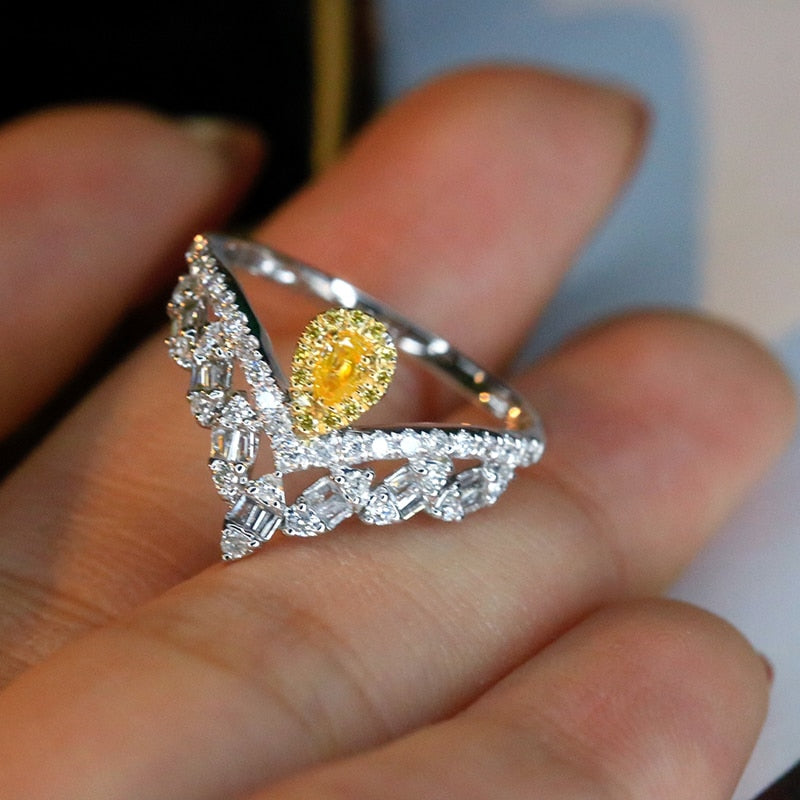 18K White Gold Fine Real Natural Yellow Diamonds 0.55carat Vintage Crown Style Rings for Women High Engagement Party