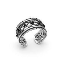 925 Sterling Silver  Vintage Style Twisted Knot Black Onyx Accents in Open Adjustable Ring