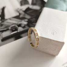 925 Sterling Silver Modern CZ Shining Adjustable Ring