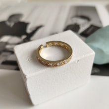 925 Sterling Silver Modern CZ Shining Adjustable Ring