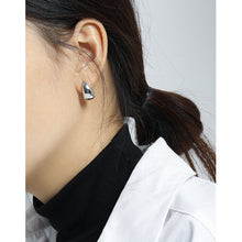 STerling silver 925 pure silver earring nail for female minimalist and versatile geometric oval smooth texture.