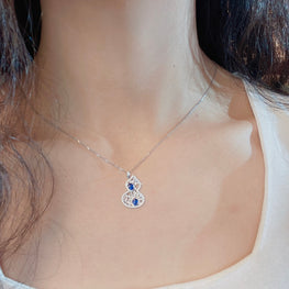 18K Gold Sapphire Pendant Necklaces