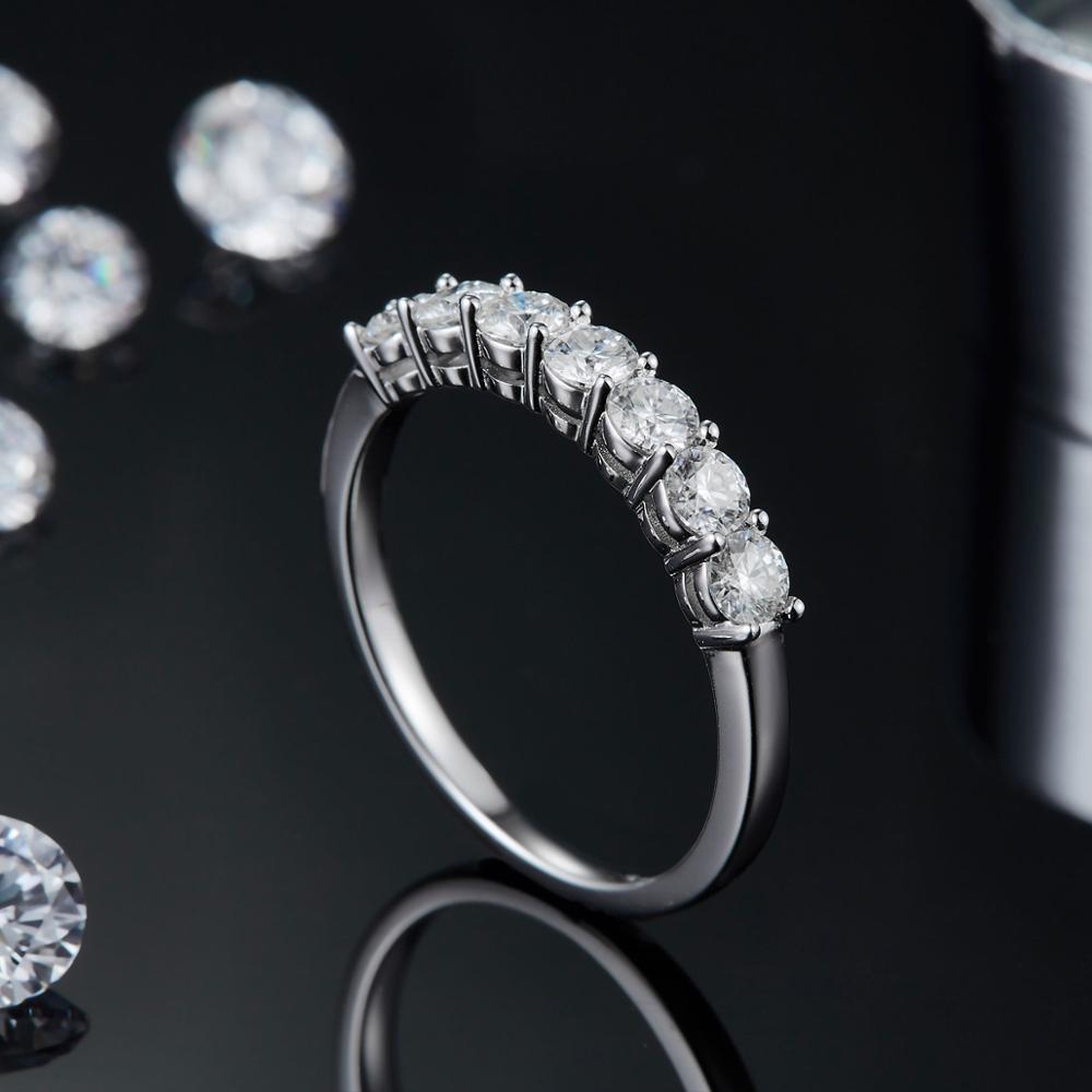14K White Gold Moissanite Jewelry 0.7Ct VVS1 Classic Style Moissanite Diamond Eternity Band Ring For Women