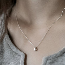 925 Sterling Silver Necklace Pendant with Simple Mini Waterdrop